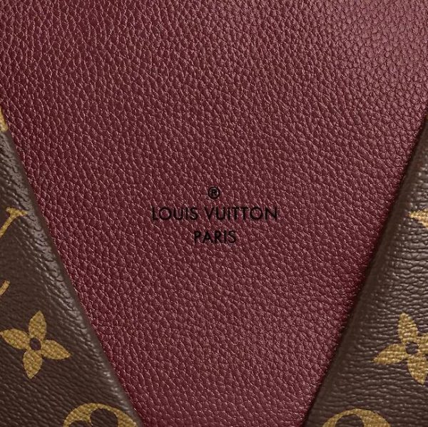 Louis Vuitton V TOTE MM M43949 - Image 4