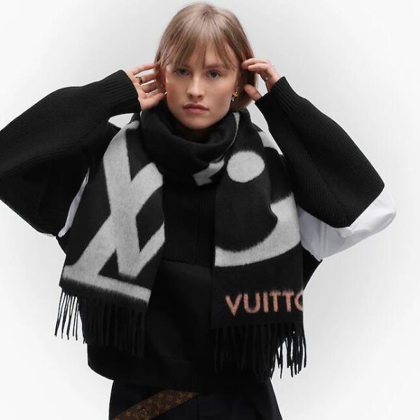 Louis Vuitton THE ULTIMATE SCARF M76383 - Image 5