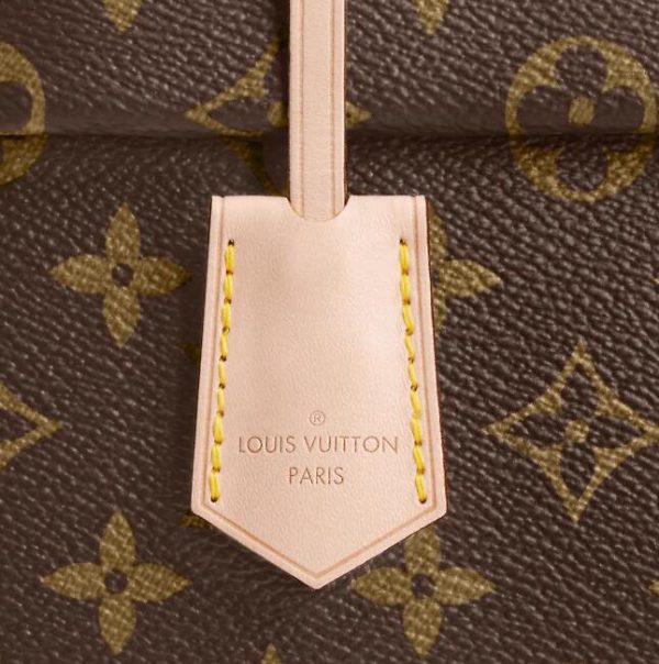 Louis Vuitton CLUNY BB M42738 - Image 4